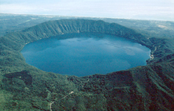 クッタラ湖の写真